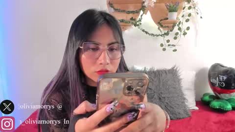 Snapshot of olivia_morryss chatting on October 21, 10:14 pm IG Im Oliviamorrys X OliviaMorrys online show from October 21, 10:14 pm