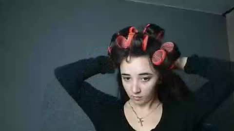 Olivia online show from November 17, 1:56 pm