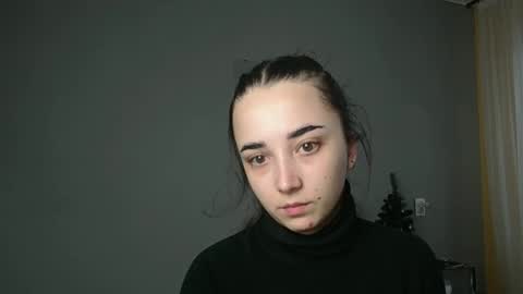 Olivia online show from February 4, 12:30 pm