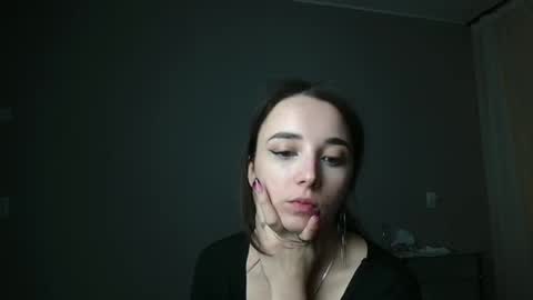 Olivia online show from March 7, 4:11 pm