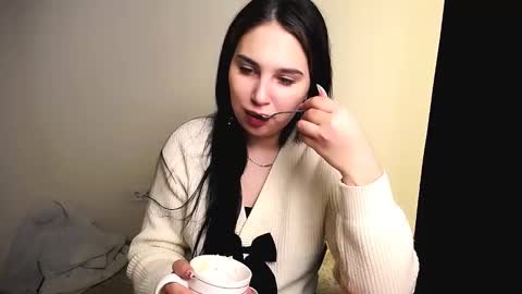 Olivia online show from January 14, 10:37 pm