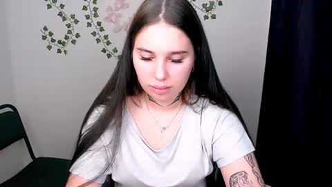 Olivia online show from June 11, 3:14 am