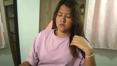 Snapshot of olivia_watson_ chatting on October 2, 12:10 pm Olivia online show from October 2, 12:10 pm