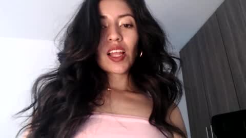 oliviaaa__ online show from December 28, 3:37 pm