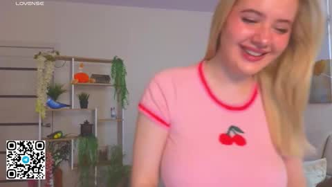 Olivia online show from October 4, 2:50 am