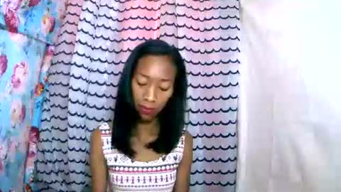 Snapshot of oliviah27 chatting on October 16, 7:22 am oliviah27 online show from October 16, 7:22 am