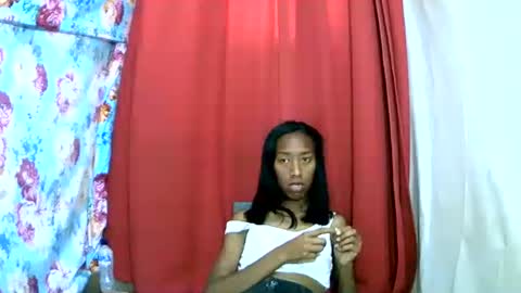 Snapshot of oliviah27 chatting on October 14, 6:16 am oliviah27 online show from October 14, 6:16 am