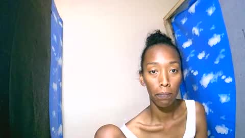 Snapshot of oliviah27 chatting on October 4, 9:19 pm oliviah27 online show from October 4, 9:19 pm