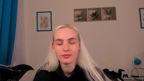oliviaBeauty online show from May 18, 6:58 pm