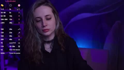 Liv online show from November 7, 3:01 am