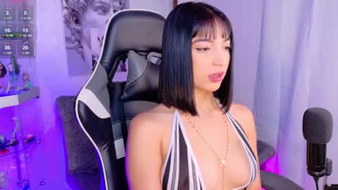 Olivia Mcneill  online show from March 10, 12:06 pm