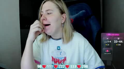 . online show from April 22, 3:58 am