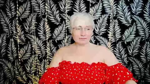 Kelly online show from April 27, 1:52 pm