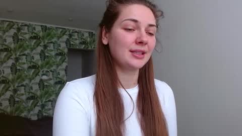 Olivia online show from February 15, 7:51 am