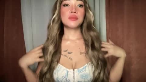 ZAINA online show from April 24, 1:58 pm