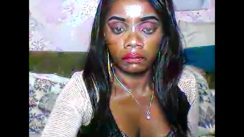 olivienne online show from November 13, 2:54 am