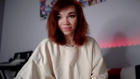 Snapshot of olivka_flower chatting on February 8, 6:44 pm Angelina Lina online show from February 8, 6:44 pm