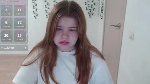  MellY  online show from July 11, 8:47 am