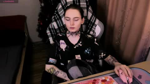 Snapshot of on_yxxx chatting on March 7, 7:05 pm on_yxxx online show from March 7, 7:05 pm