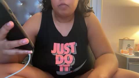 onlyinurdreams00 online show from December 1, 4:27 am