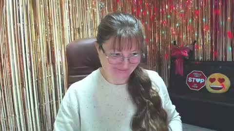 Vanessa online show from October 6, 5:13 am