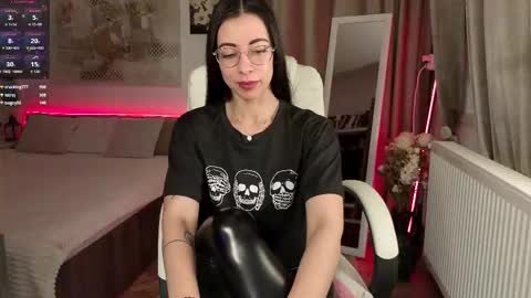 Eve Voss online show from January 12, 7:41 pm