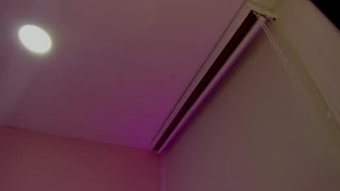 Miss Guzman  online show from April 20, 2:14 am