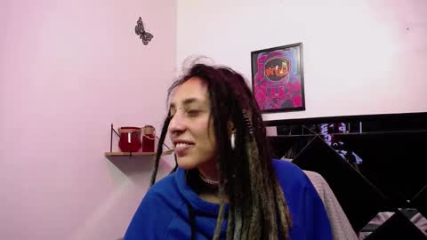 Snapshot of orianna_bodmod chatting on January 29, 4:15 am ORIANNA online show from January 29, 4:15 am