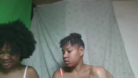 ornellahhh online show from December 21, 3:27 pm