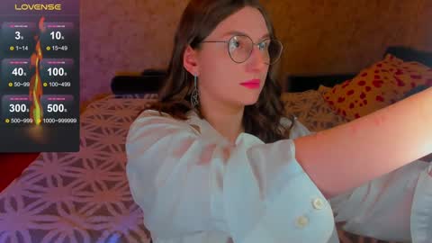 Leliana online show from December 5, 11:18 pm