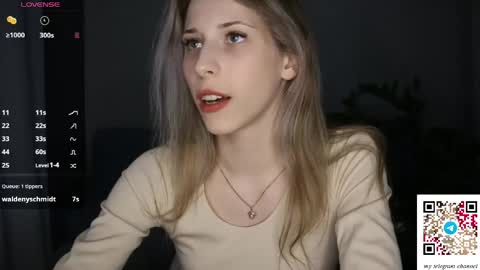 Anne online show from April 21, 4:47 pm