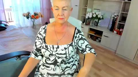 Alla online show from June 9, 11:31 am