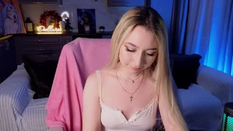 Gretta online show from November 15, 7:15 pm