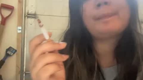 Snapshot of oxovickyoxo chatting on October 18, 6:53 pm oxovickyoxo online show from October 18, 6:53 pm