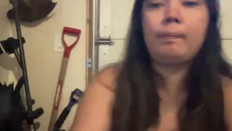 Snapshot of oxovickyoxo chatting on October 12, 10:34 pm oxovickyoxo online show from October 12, 10:34 pm