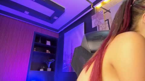 Paige online show from March 8, 12:51 am