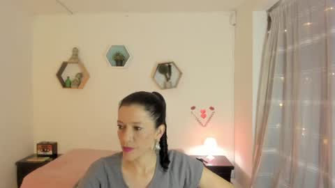 Paloma  online show from July 25, 9:11 pm