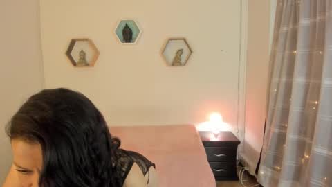 Paloma  online show from November 21, 10:01 pm