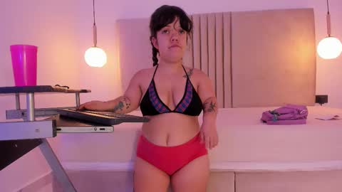 Snapshot of pamelabonnet_mml chatting on September 26, 9:45 pm pamelabonnet_mml online show from September 26, 9:45 pm
