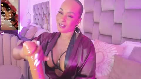 Snapshot of pamelamendez_ chatting on February 20, 3:12 am Pamela online show from February 20, 3:12 am