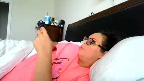 Snapshot of pamelonaa chatting on October 26, 5:08 pm pamelonaa online show from October 26, 5:08 pm