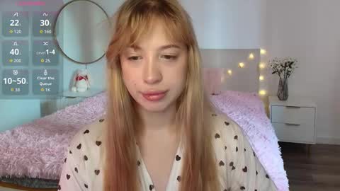 Lina online show from March 6, 3:23 am