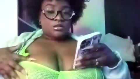 pandamami online show from January 12, 8:25 am