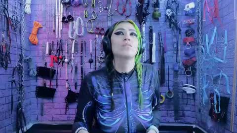 PandoraNez online show from March 3, 7:15 am