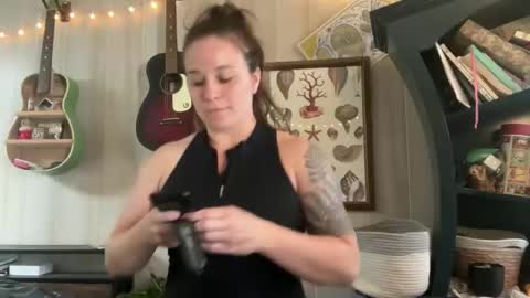 Pantiesofthefae online show from April 23, 1:46 pm