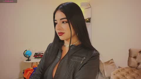 PAOLA IM INDEPENDENT MODEL online show from June 16, 11:50 pm