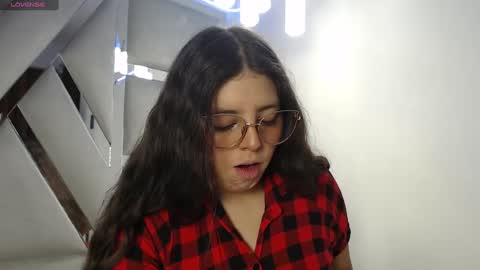 Snapshot of paola_lyon chatting on March 6, 12:30 pm Paola Lyon online show from March 6, 12:30 pm