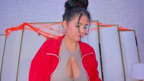 Paola  online show from October 30, 11:33 am