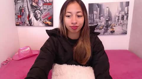 Paola online show from January 14, 12:21 pm