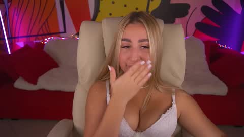 Lia online show from October 4, 6:52 am